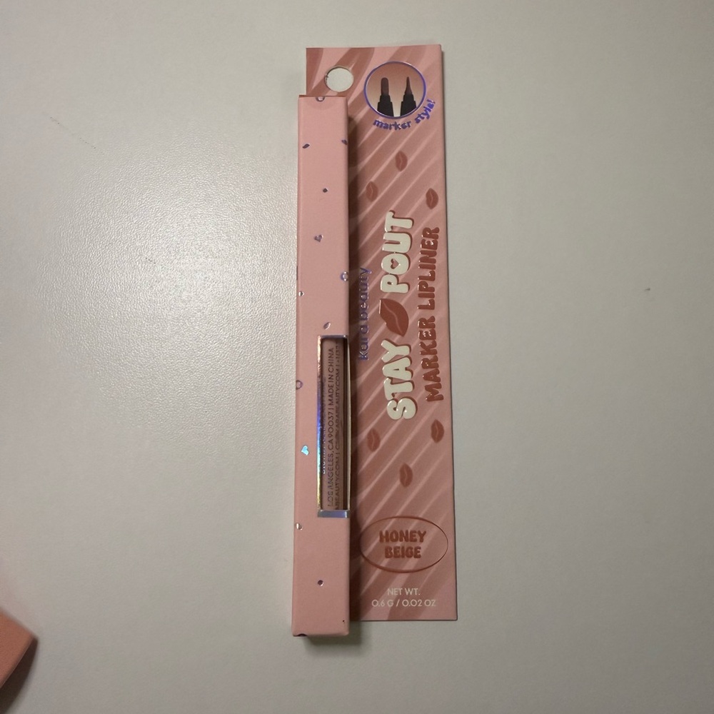 Brown Precision Lip Liner for Defined Lips